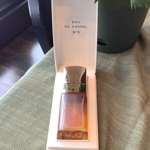 CHANEL No. 5